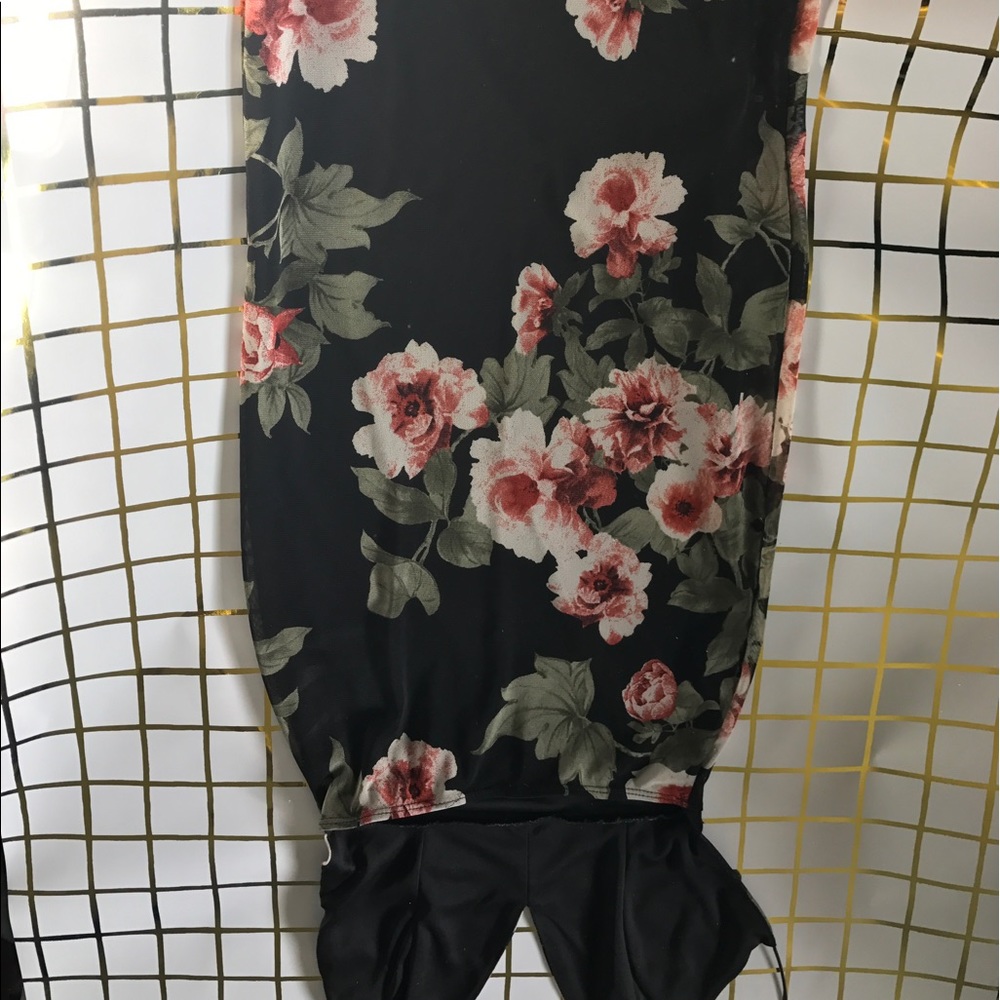 Floral Tight Black Dress - Picture 4 of 4